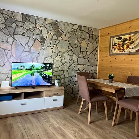 Zen Den Apartments Otočac 外观 照片